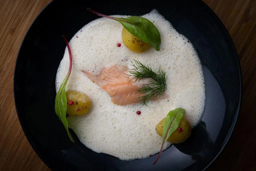 Saibling in Beurre Blanc
