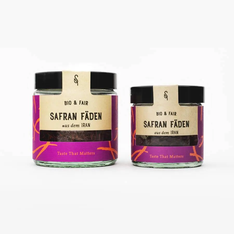 Safran Fäden aus dem Iran im Glas