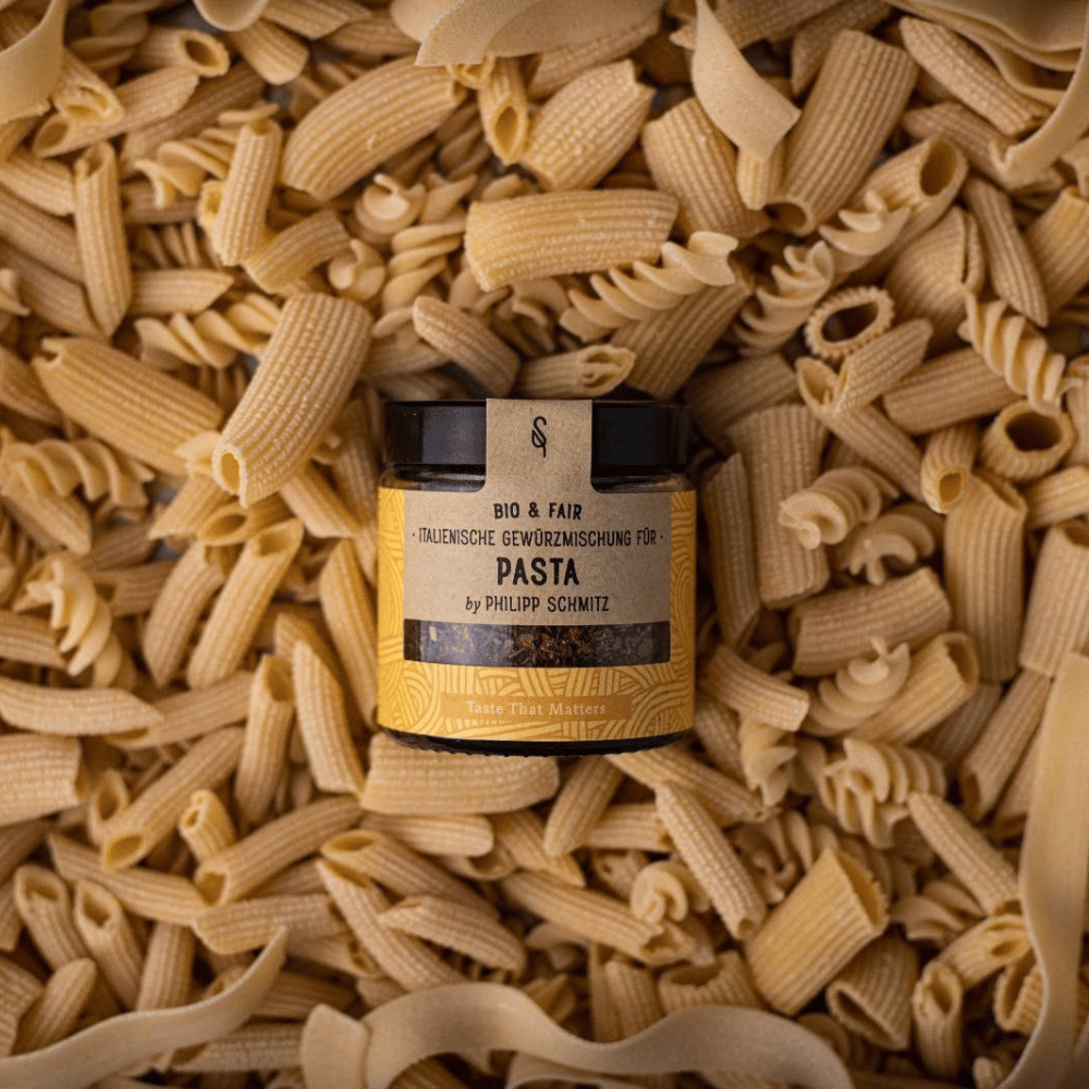 Pasta Gewürz auf Pasta Pasta Gewürz auf Pasta