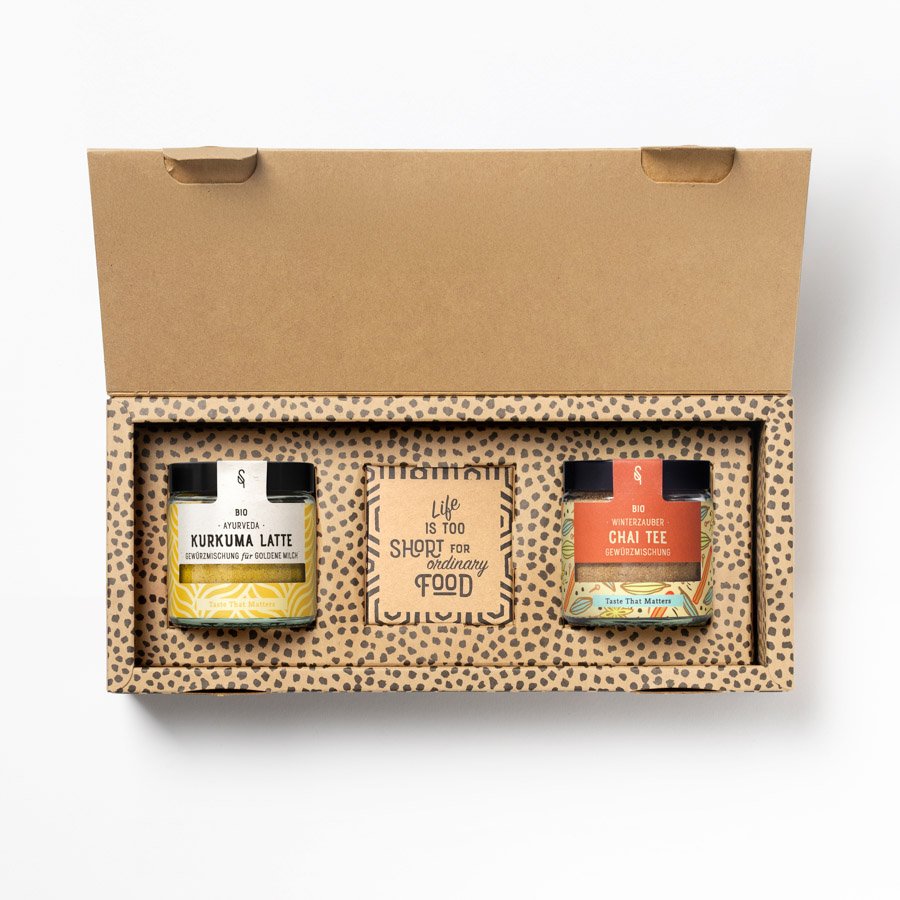 Geschenbox Wellbeing Essentials mit Chai Gewürz und Kurkuma Latte Gewürz
